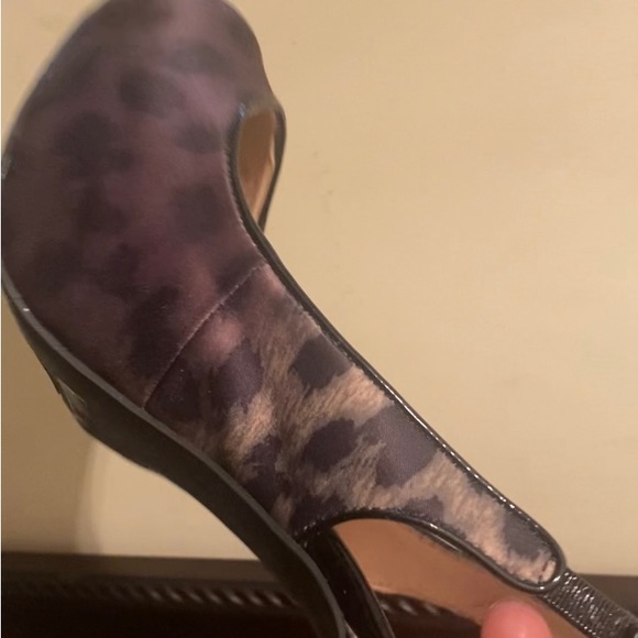 Multi color Leopard - Picture 1 of 3